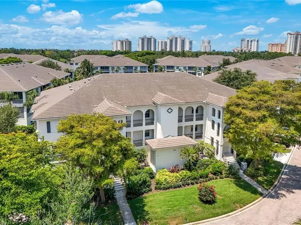 795 Bentwater CIR #202, NAPLES, FL 34108