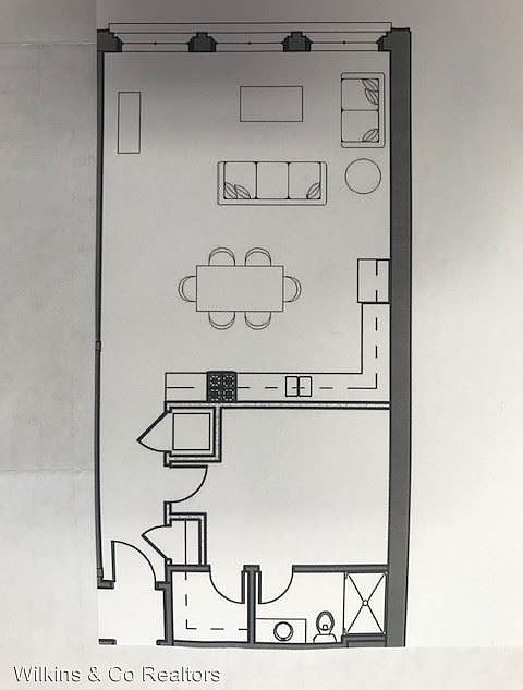 2nd image of 108 N Market St APT 305