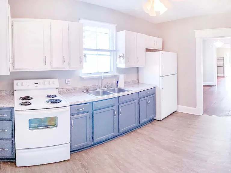 756 E Pleasant Run Parkway North Dr — Photo 6