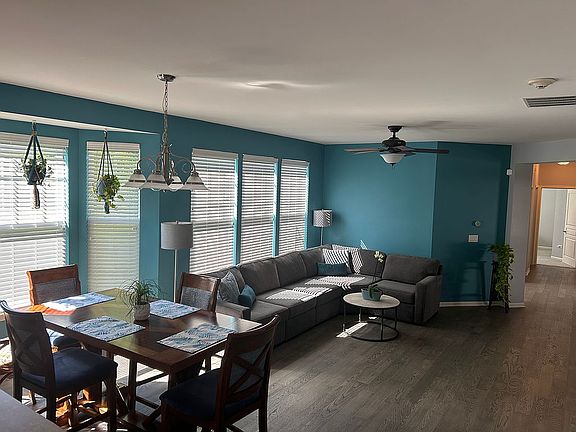 4th image of 2815 Normandy Cir