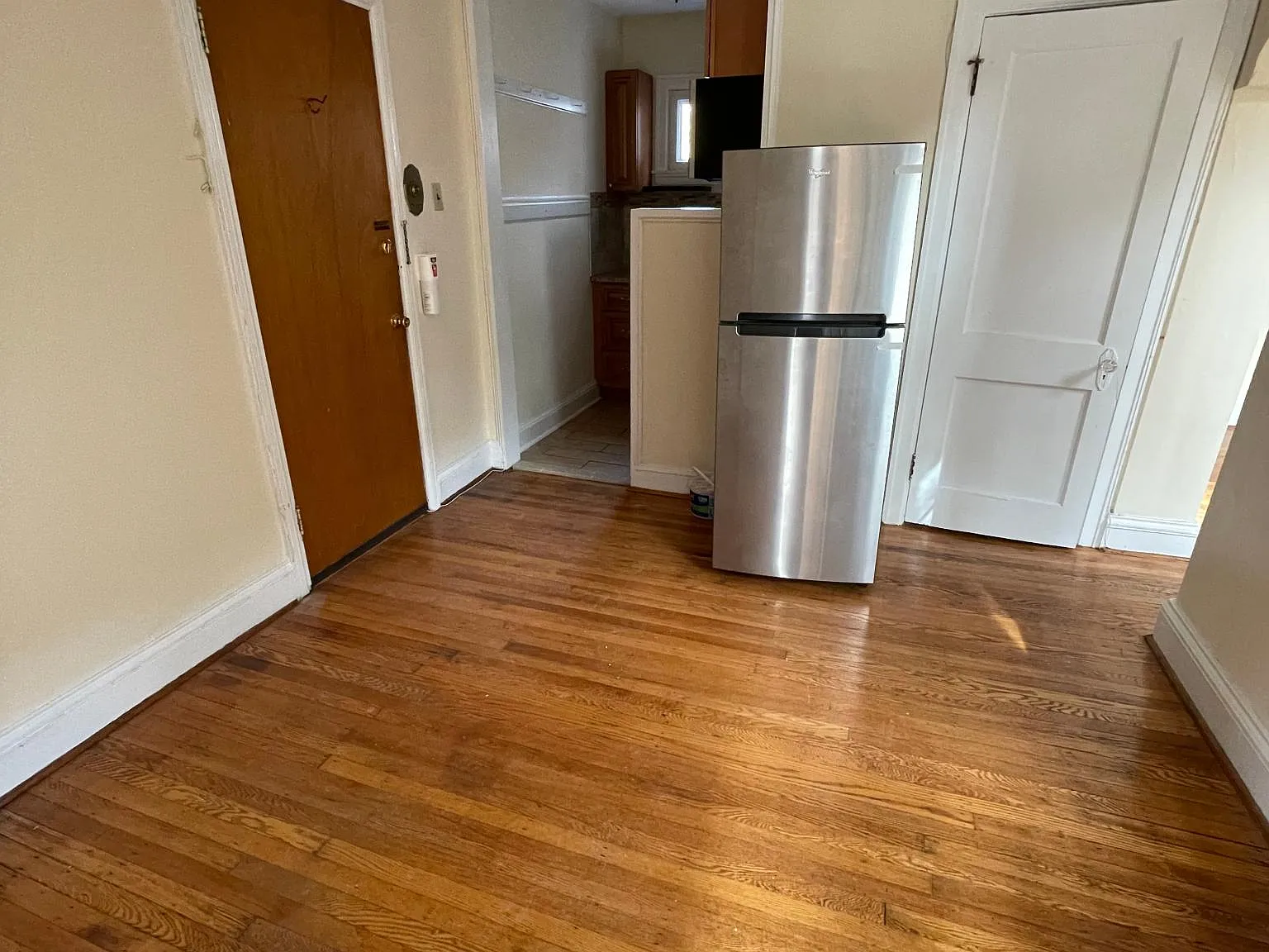 1 bed, 750 sqft, $1,125 — Photo 2