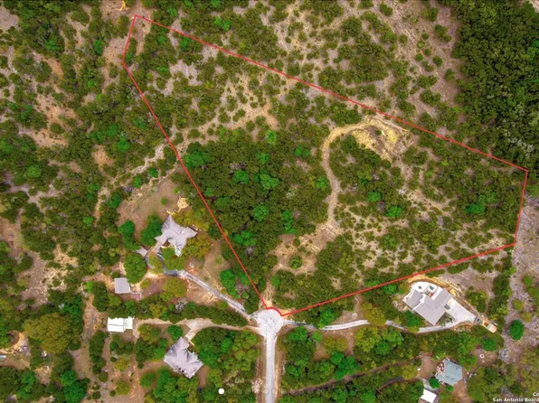 259 Forest Ridge Dr, Lakehills, TX 78063