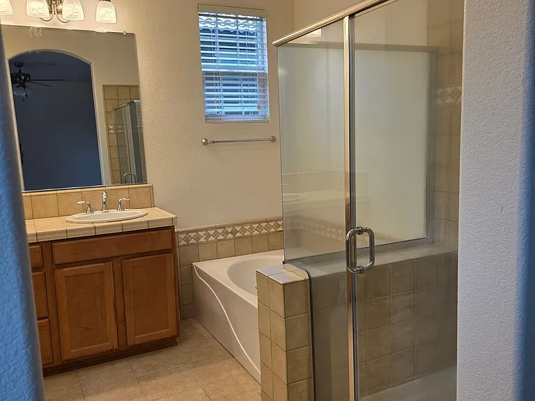 1815 Wind Ranch Rd #B — Photo 23