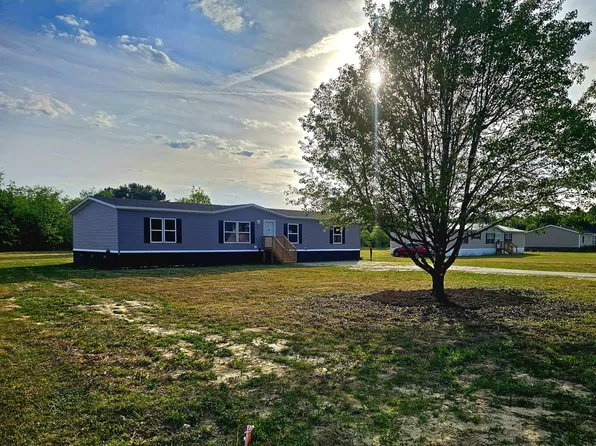 5273 Indian Branch Rd, Hartsville, SC 29550