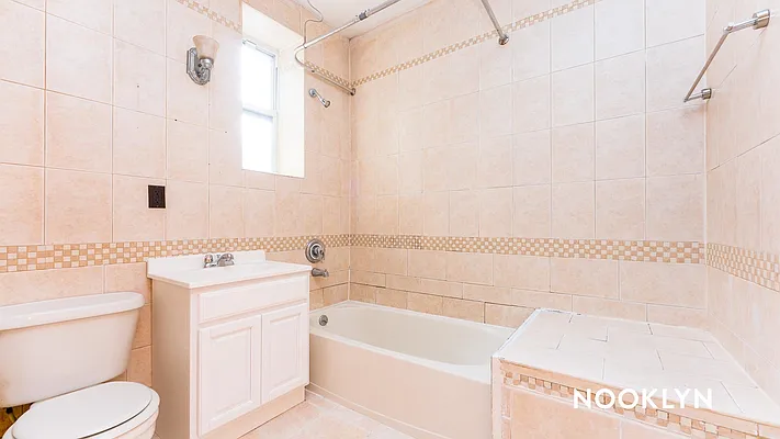 Rented by Nooklyn NYC LLC | media 18