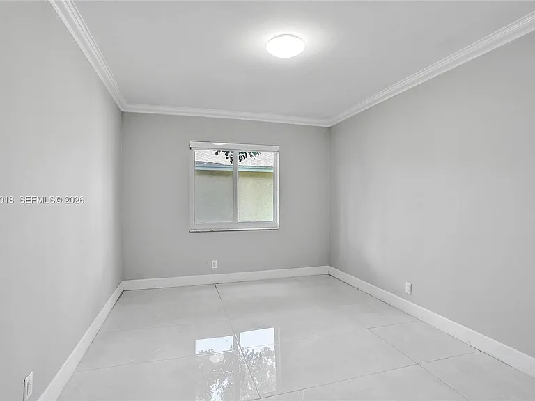 4662 NW 99th Ave #4662 — Photo 2