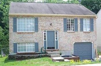 1st image of 4004 Woodchase Dr