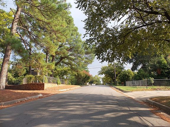 5th image of 7120 Robinhood Ln