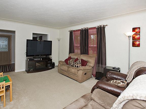 5th image of 334 Dunham Dr