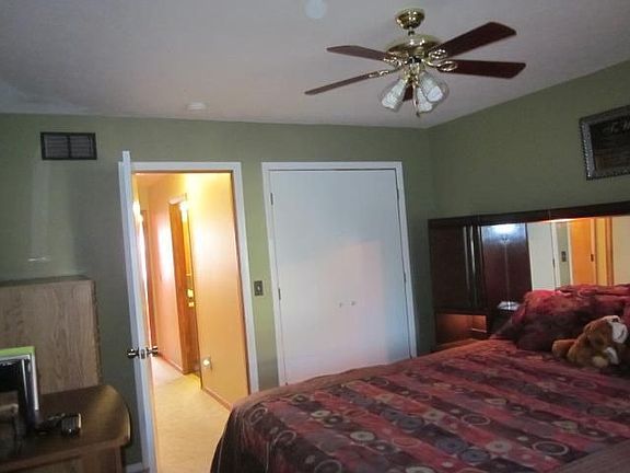 4th image of 2412 Arrowhead Dr