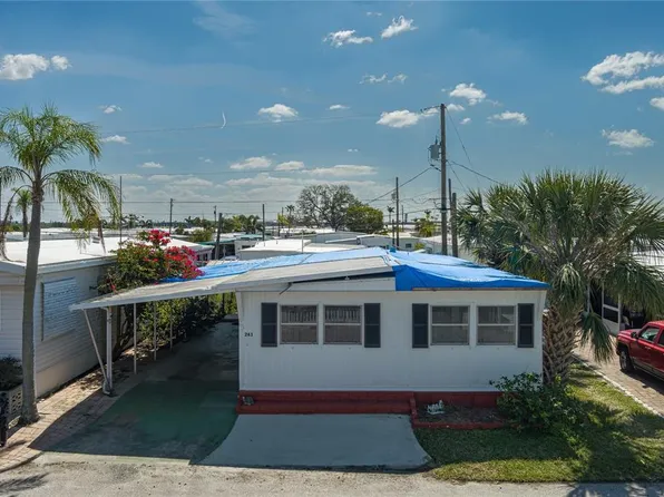 243 Palm Ln, Palmetto, FL 34221