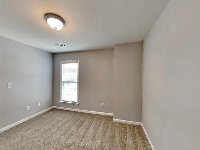 755 Earlham Dr — Photo 13