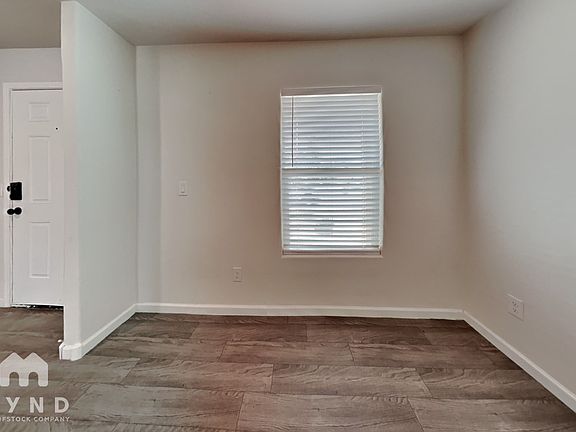 3rd image of 144 W Douglas Ave