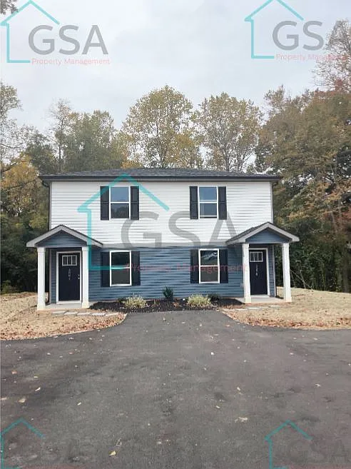 2 bed, 1.5 bath, $1,250 — Photo 1