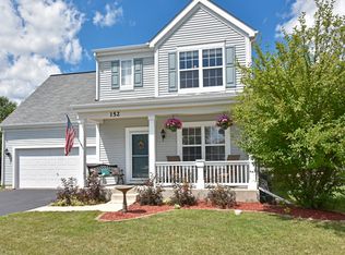 152 W Arlington Dr, Round Lake, IL 60073