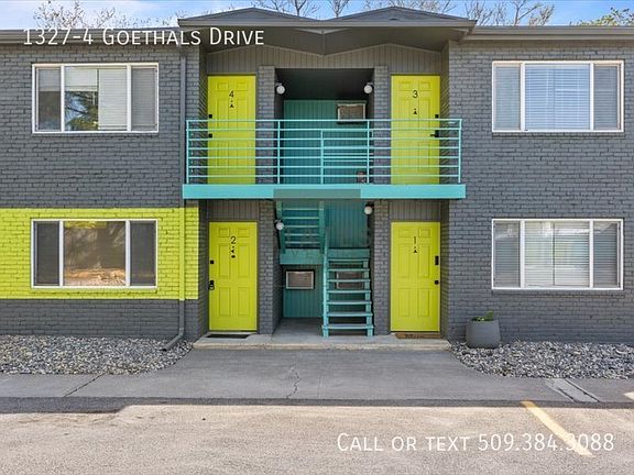 3rd image of 1327-4 Goethals Dr