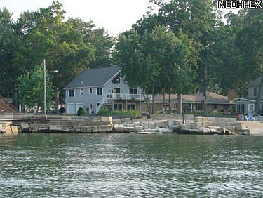 4th image of 19 Dayton Ave