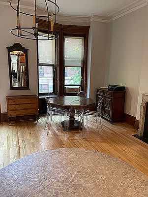 2nd image of 315 W 87th St #3