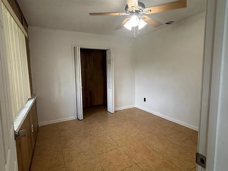 4817 Landover Cir — Photo 27