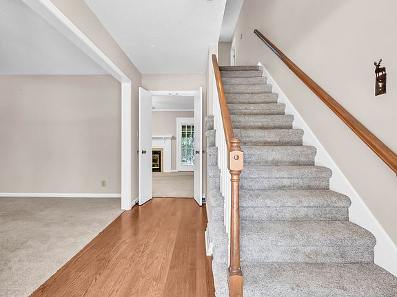 4th image of 1761 Heritage Dr