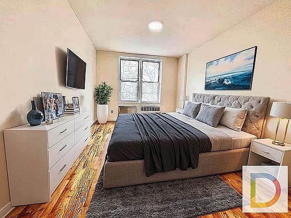 5th image of 24510 Grand Central Pkwy APT 4A