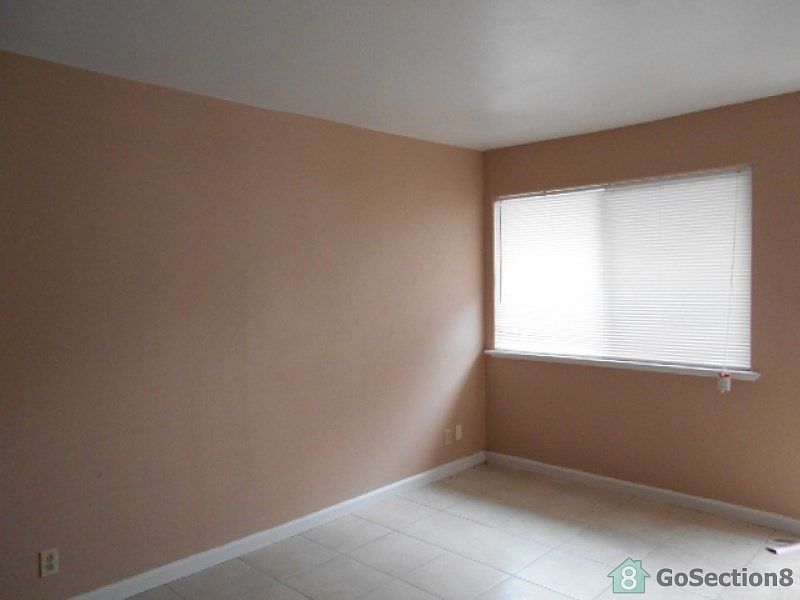 1st image of 734 N Bond St APT 8