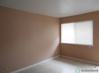 734 N Bond St APT 8, Fresno, CA 93702