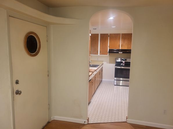 14549 Oak Leaf Ln #B