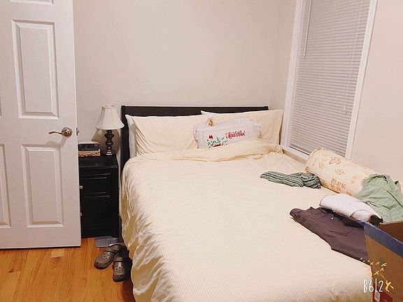 2nd image of 164 West St #1