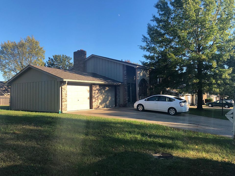 1st image of 480 N Shiloh Ave