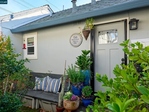 156 Holiday Hills Dr, Martinez, CA 94553