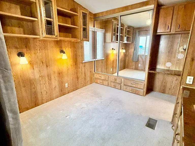 840 N Twin Lakes Dr #239 — Photo 7