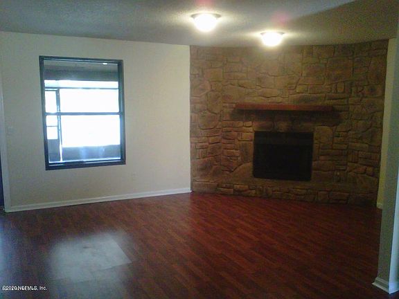 4th image of 4330 Windtree Dr S