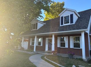 1969 E Falconview Dr, Sandy, UT 84092