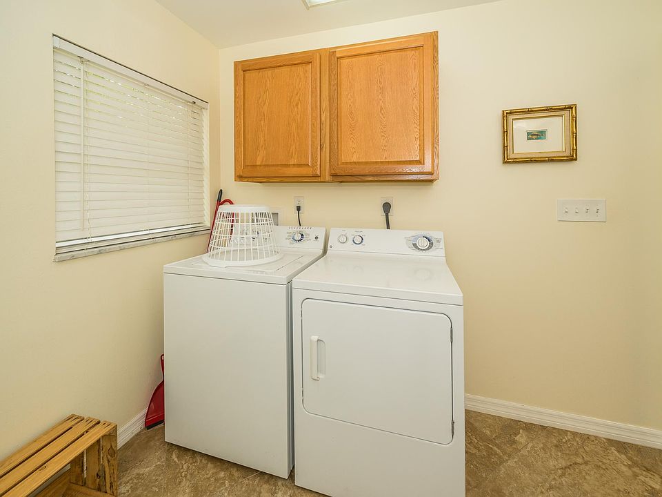 18 W Orange St, Tarpon Springs, FL 34689 Zillow