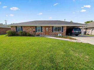 127 Oakview Dr, Houma, LA 70364