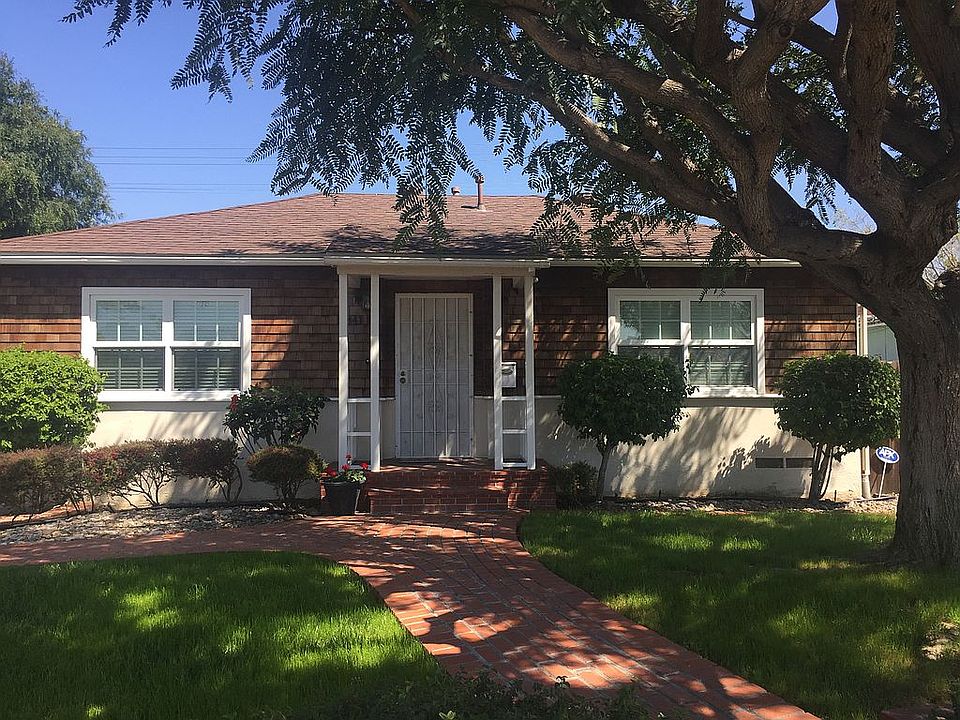 1st image of 3841 69th St
