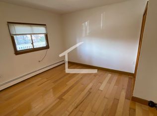 95 Glen St #1, Somerville, MA 02145