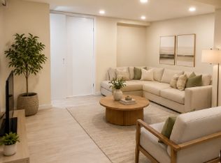 23-42 Ocean Crest Blvd #Bb, Far Rockaway, NY 11691