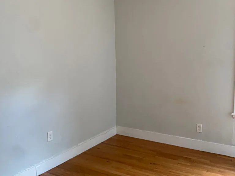 2 Webley St #2 — Photo 2