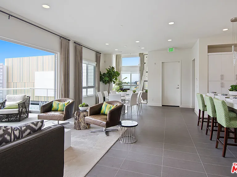 12698 Sandhill Ln #3 — Photo 4