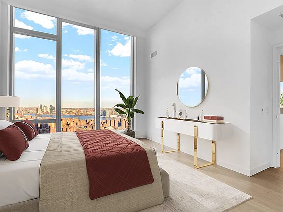 4th image of 252 South St #54D