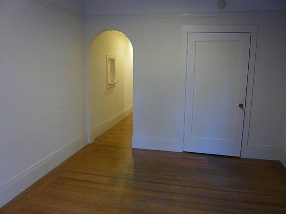 5th image of 730 Leavenworth St