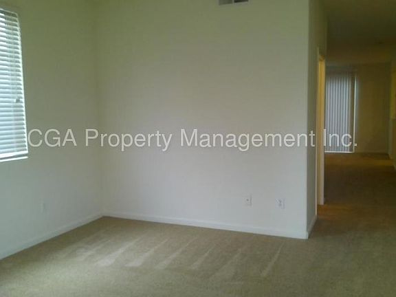 5th image of 2560 Gooseberry Cir
