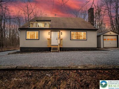 27 W Cherokee Trl, Albrightsville, PA, 18210