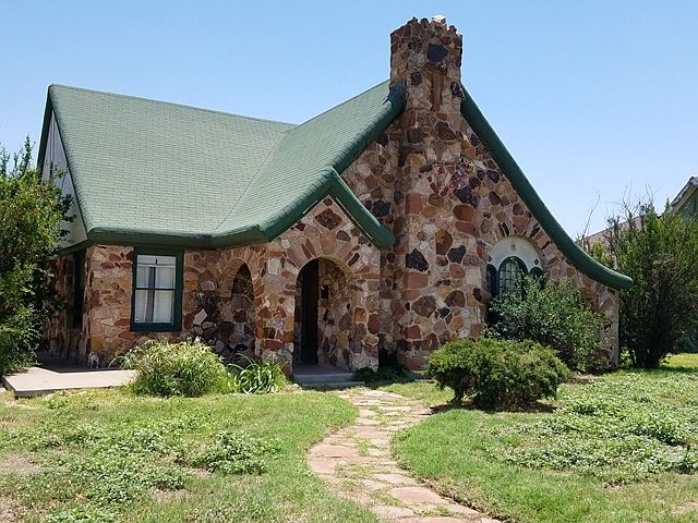 1st image of 1407 Holloway Ave