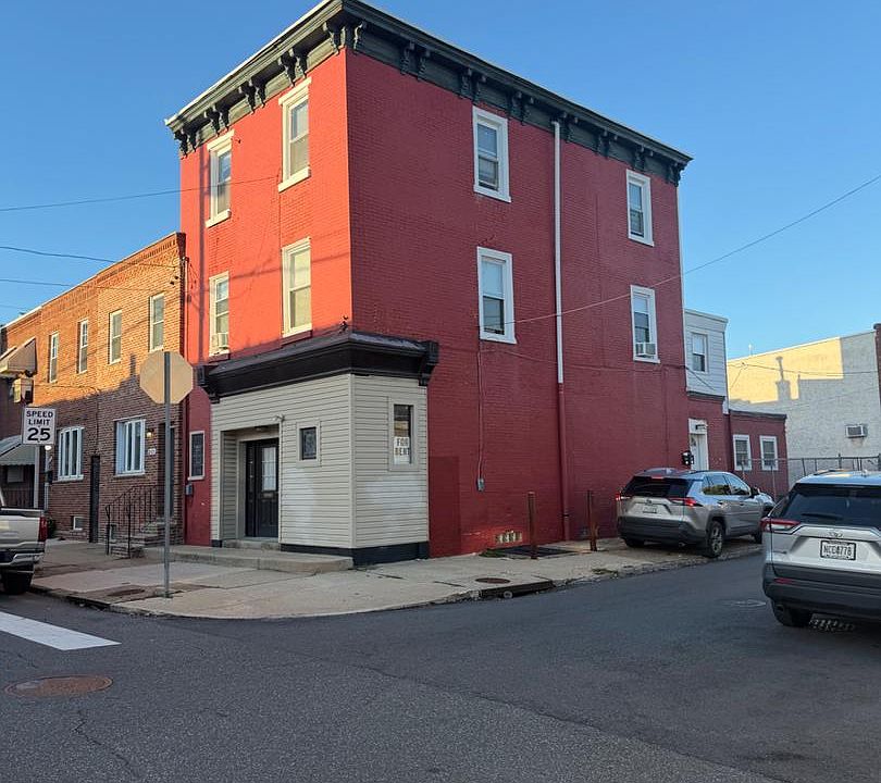 1st image of 2725 E Clearfield St