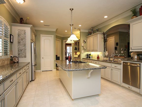 5th image of 15802 Blanco Trails Ln