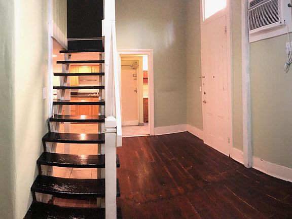 3rd image of 2333 Magazine St #3
