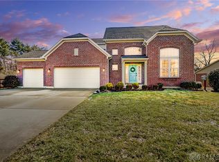 1592 Meadow View Ln, Lebanon, OH 45036